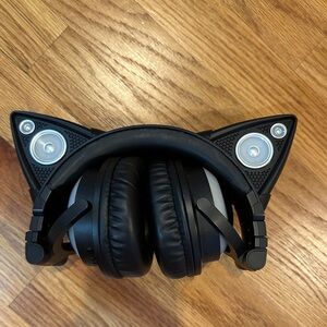 Brookstone Ariana Grande Color Changing Cat Headphones